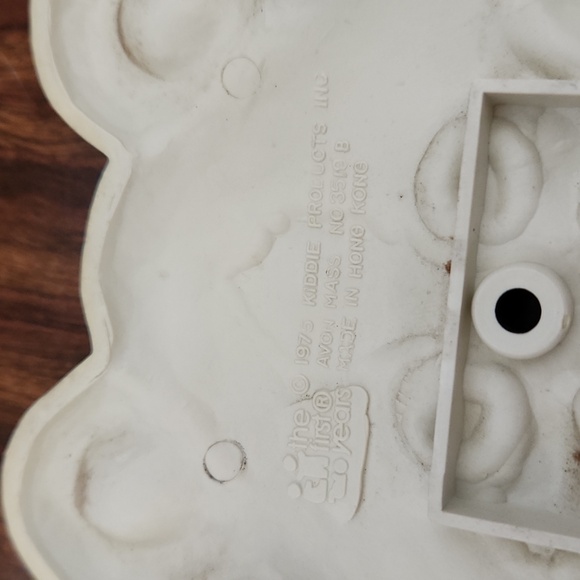 1975 Kiddie The First Years Avon Teddy Bear Light Switch Plate Cover - Picture 5 of 7